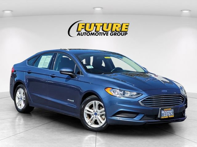 Used 2018 Ford Fusion SE image 1