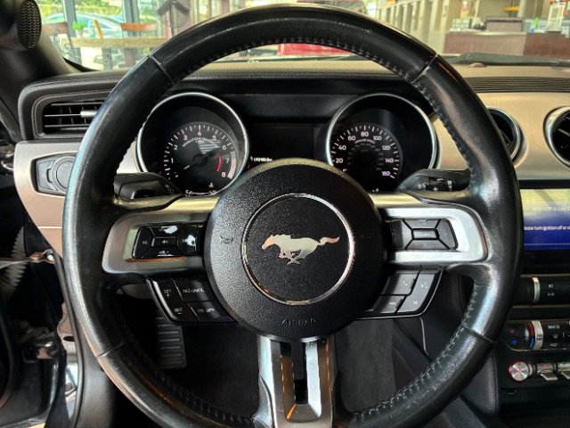 Used 2020 Ford Mustang Premium image 18