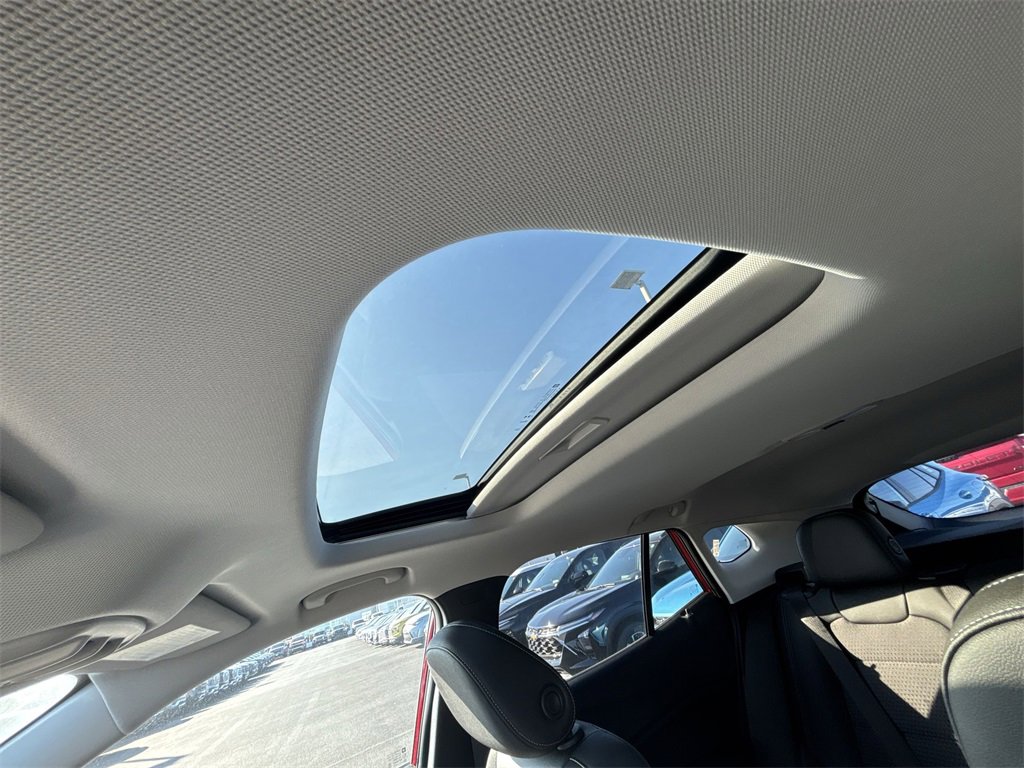 New 2026 Chevrolet Trax LT w/ Sunroof Package image 27