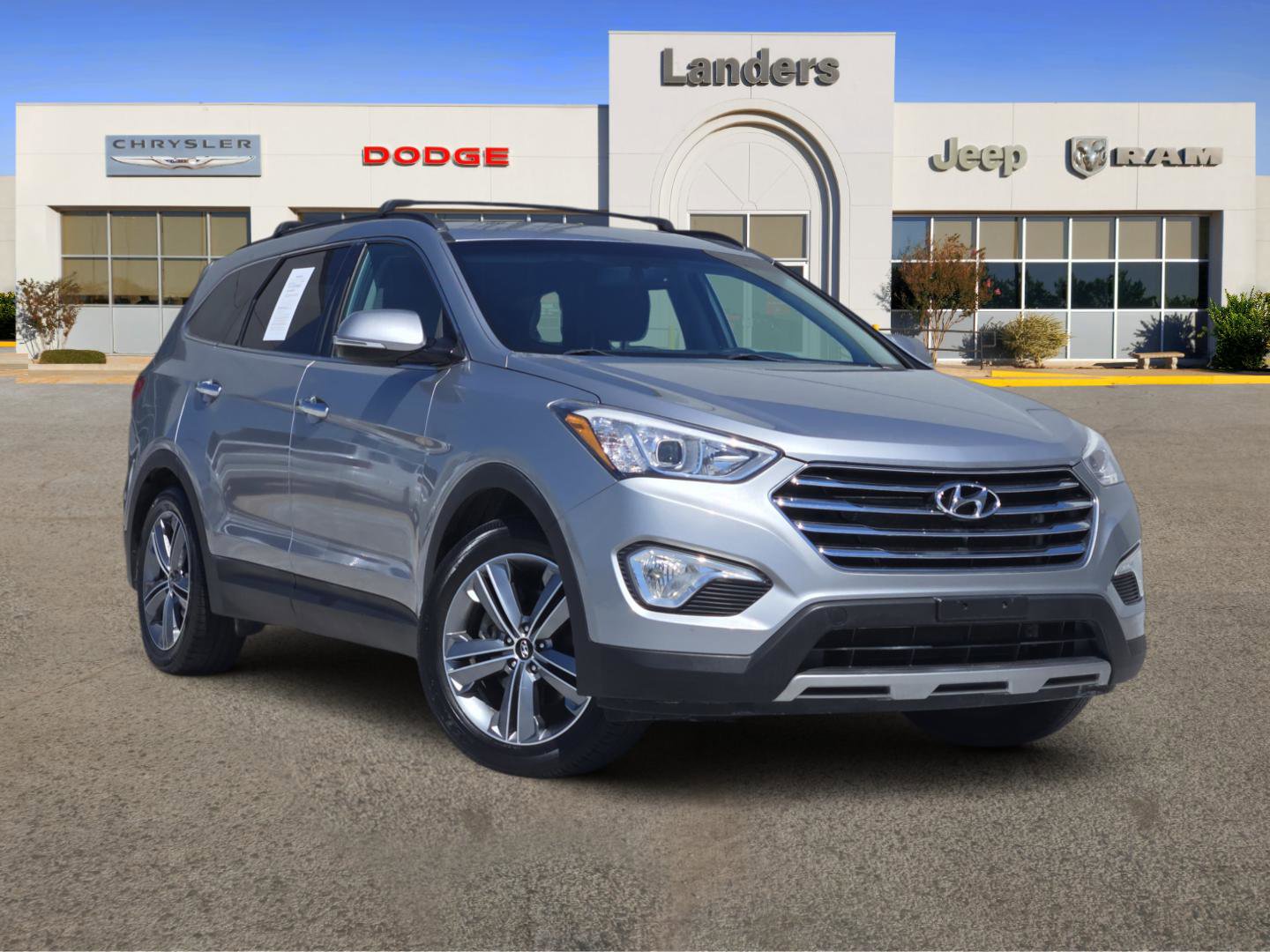 Used 2016 Hyundai Santa Fe SE w/ Option Group 02 image 1