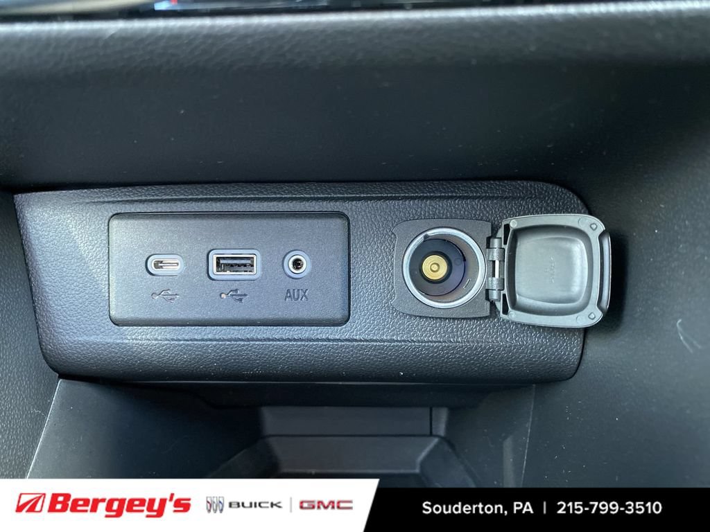 Certified 2023 Buick Encore GX Preferred w/ Cold Weather Comfort Package FWD image 39