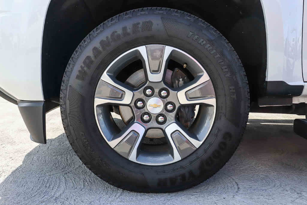 Used 2016 Chevrolet Colorado Z71 RWD image 11