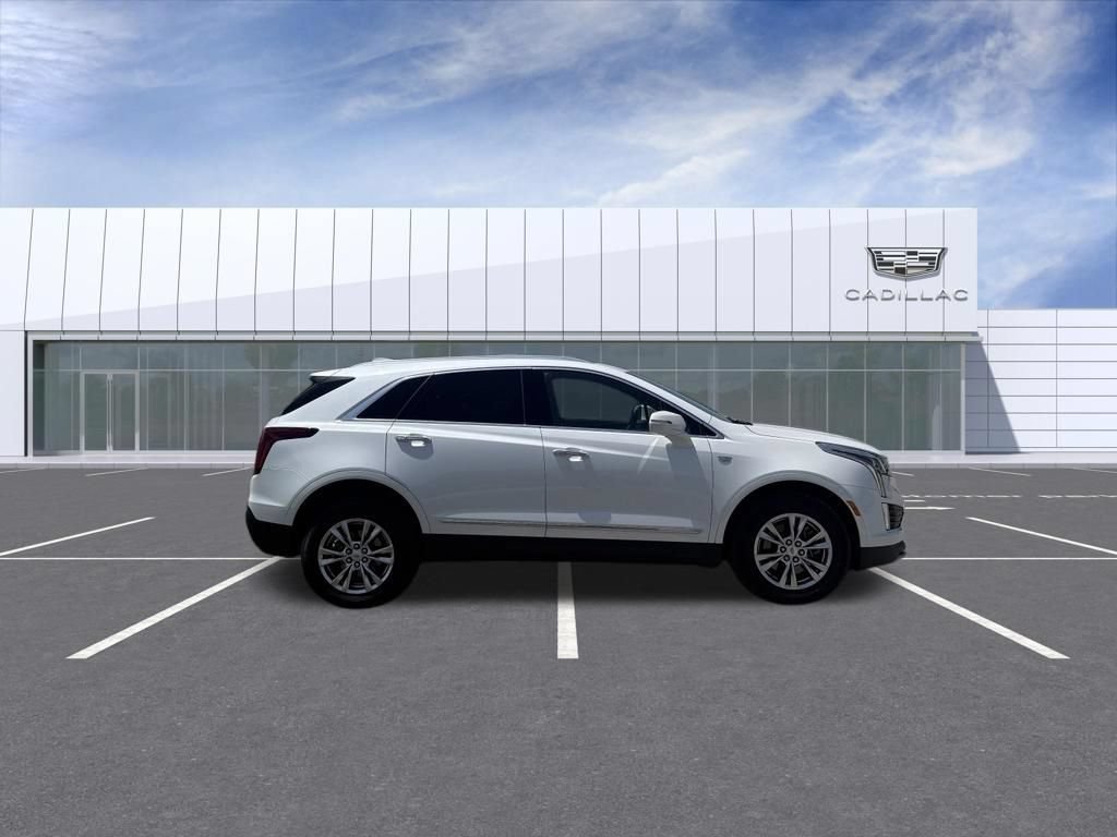 Used 2020 Cadillac XT5 Premium Luxury AWD/4WD image 2