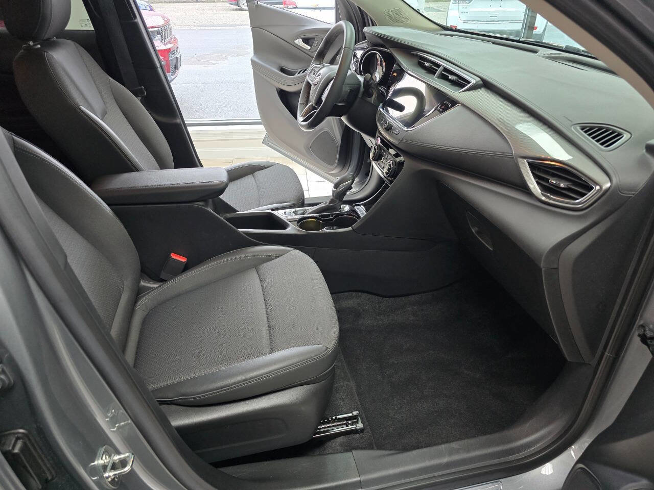 Used 2023 Buick Encore GX Select w/ Safety Package II image 24