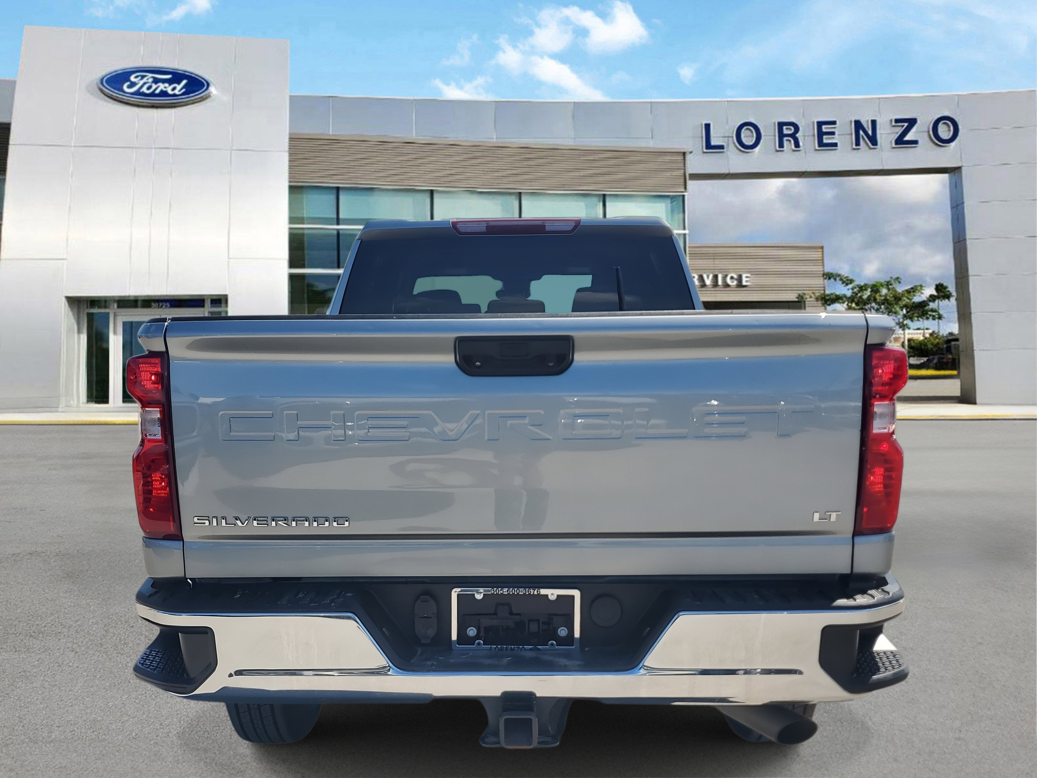 Used 2024 Chevrolet Silverado 2500 LT image 6