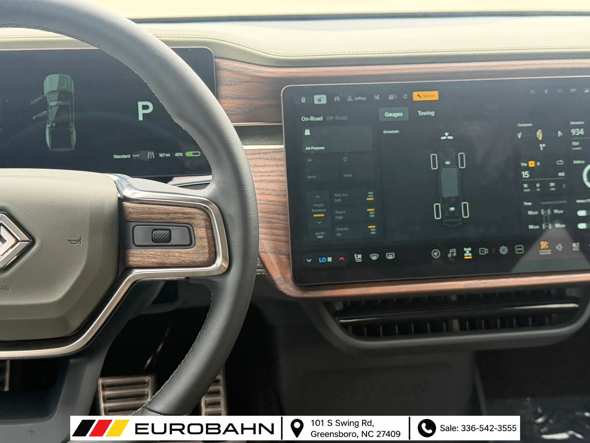 Used 2023 Rivian R1T Adventure Dual AWD/4WD image 13