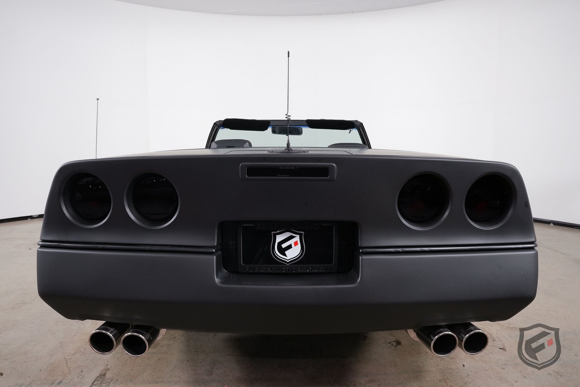 Used 1987 Chevrolet Corvette Convertible RWD image 9