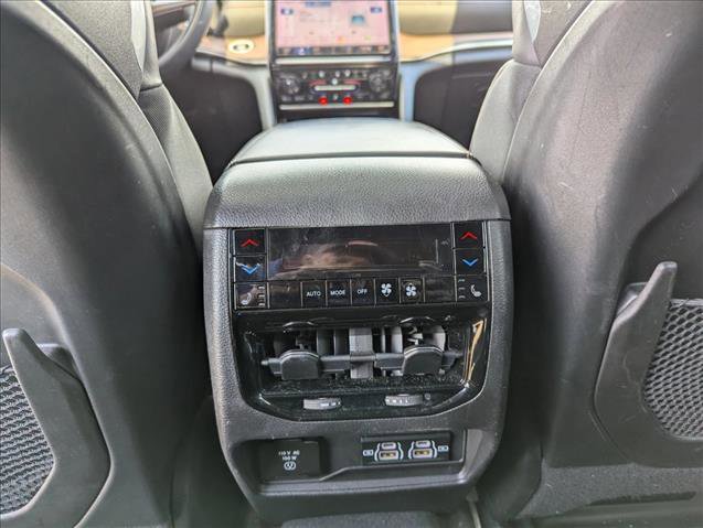 Used 2023 Jeep Grand Cherokee L Summit w/ Advanced Protech Group IV AWD/4WD image 26