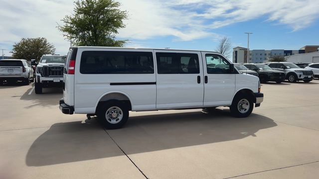 Certified 2025 Chevrolet Express 3500 LT w/ LT Preferred Equipment Group image 9