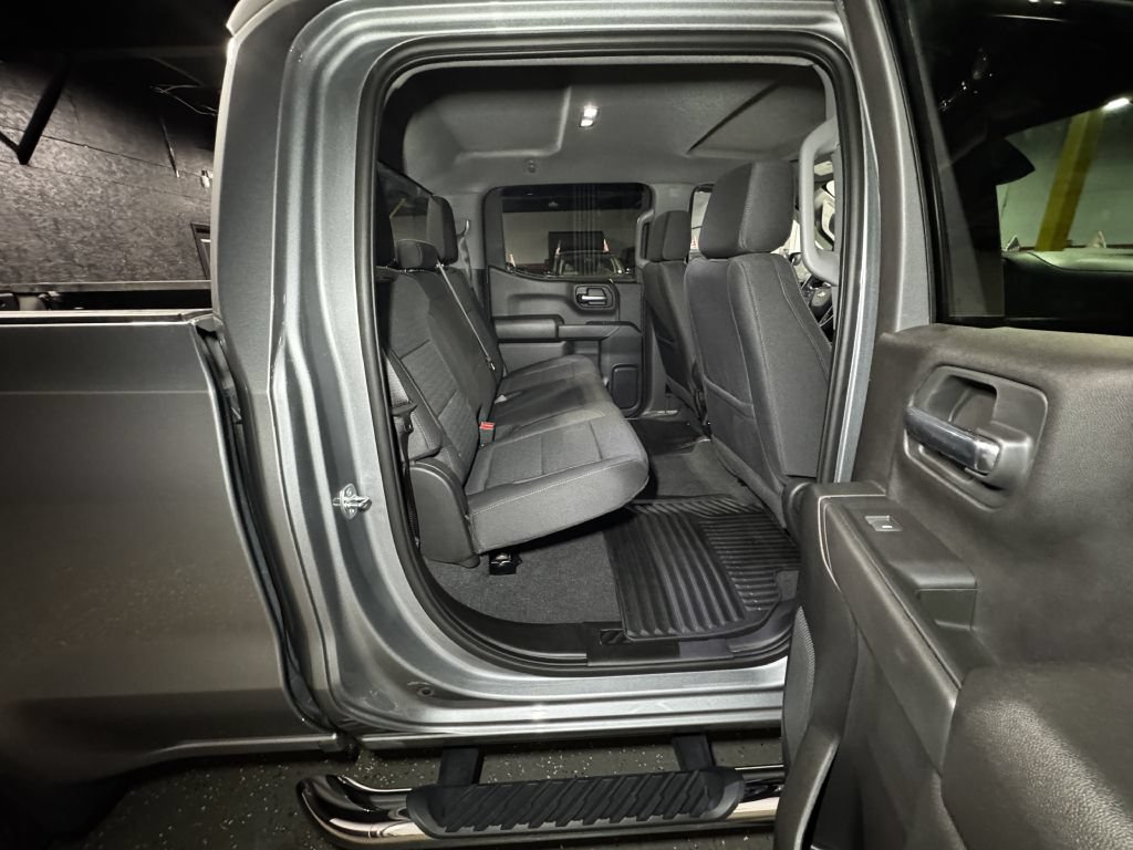 Used 2023 Chevrolet Silverado 1500 Custom AWD/4WD image 16
