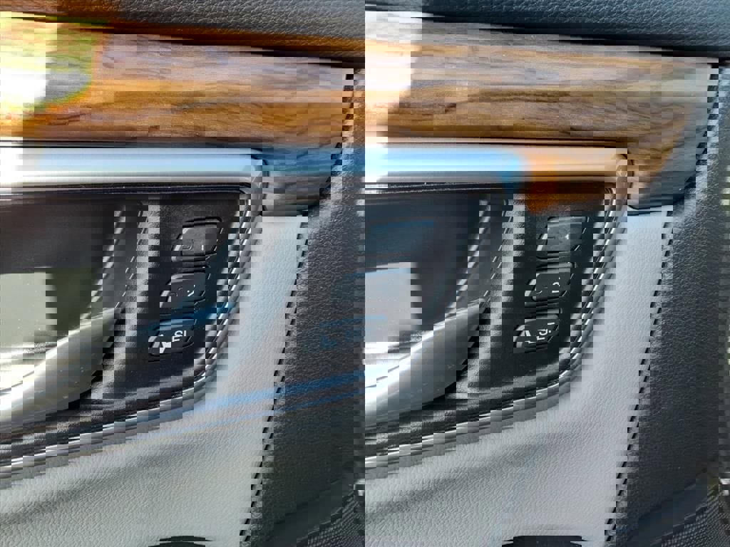 Used 2019 Honda CR-V EX-L image 9