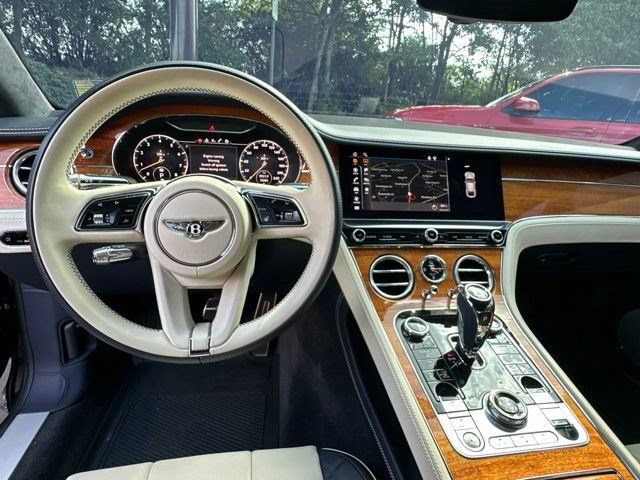 Used 2021 Bentley Continental GT AWD/4WD image 28