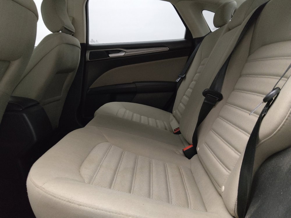 Used 2018 Ford Fusion S FWD image 18