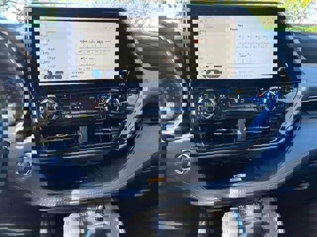 Used 2023 Toyota Highlander Limited image 9