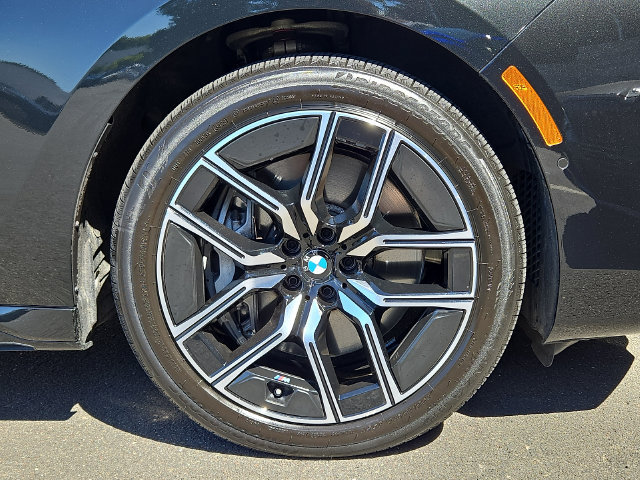 Certified 2026 BMW 760i xDrive AWD/4WD image 8