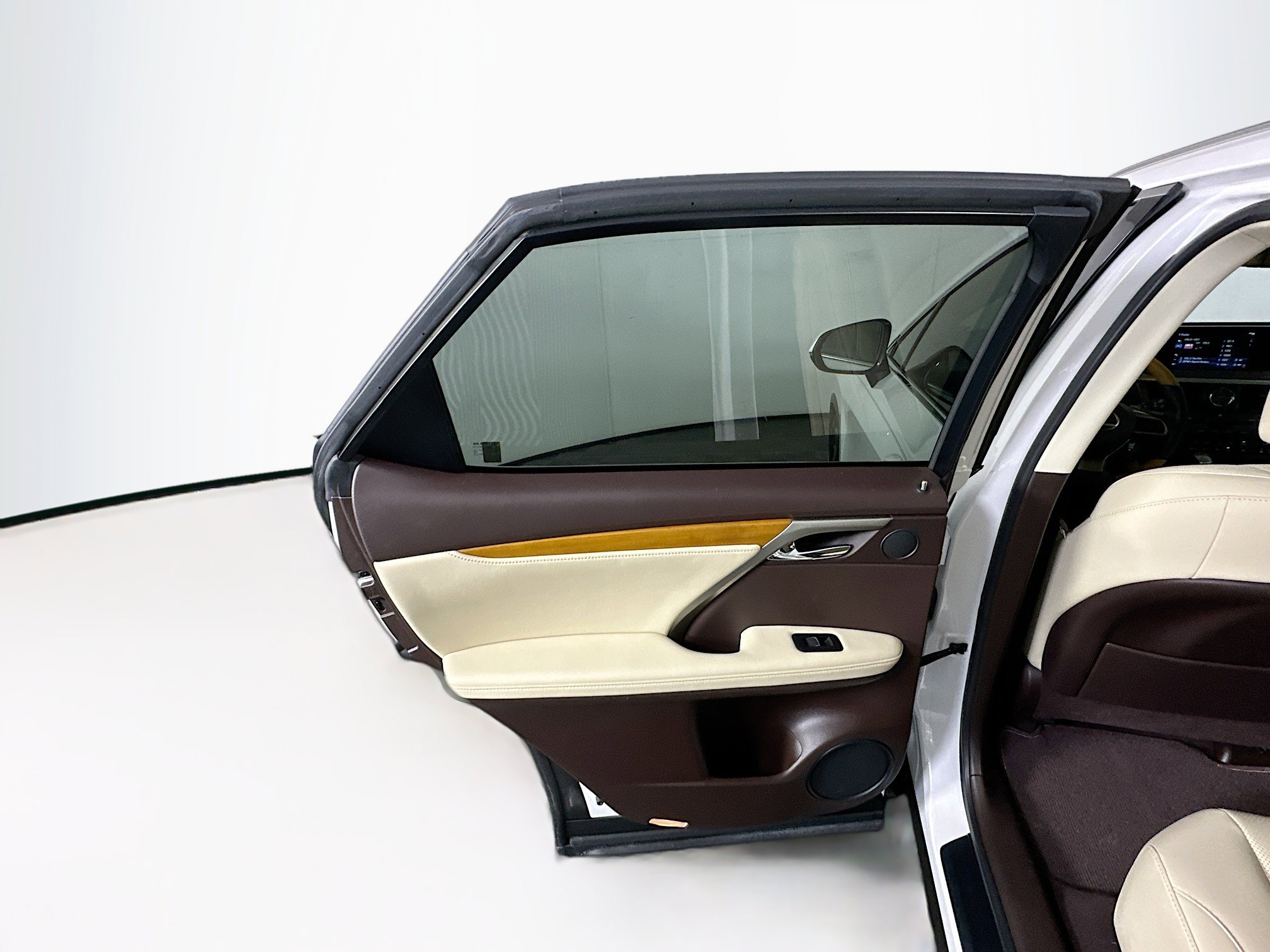 Used 2020 Lexus RX 350 2WD w/ Premium Package image 27