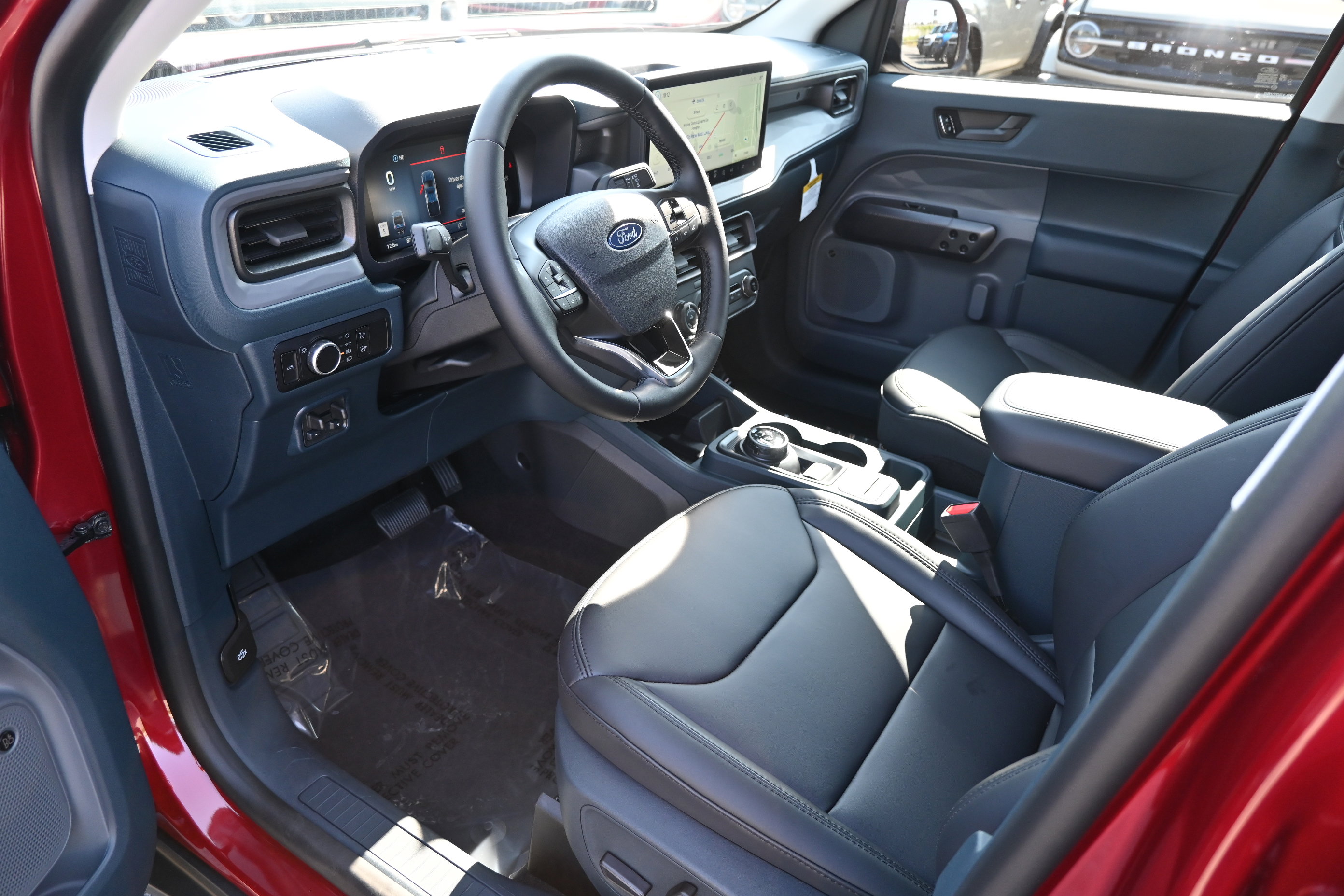 New 2025 Ford Maverick Lariat w/ Black Appearance Package AWD/4WD image 16