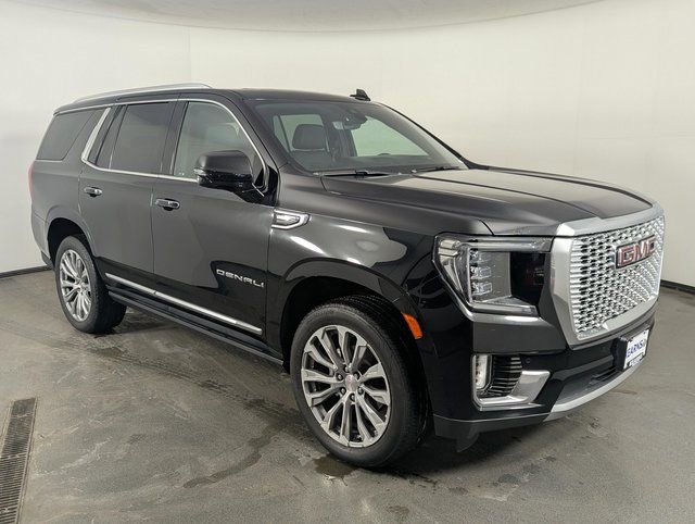 Used 2021 GMC Yukon Denali w/ Denali Premium Package AWD/4WD image 2