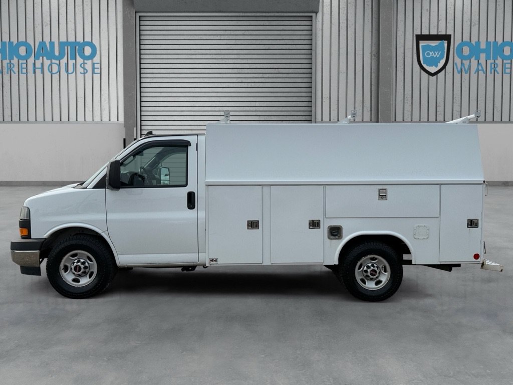 Used 2019 GMC Savana 3500 w/ Power Convenience Package RWD image 4