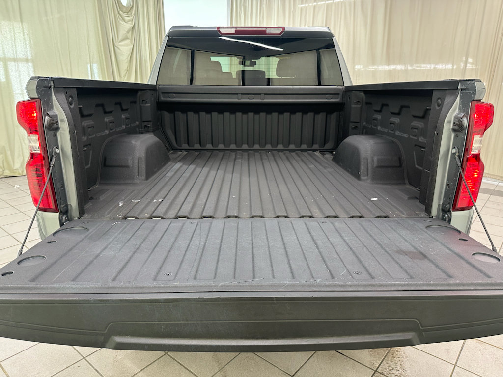 Certified 2022 Chevrolet Silverado 1500 LT AWD/4WD image 8