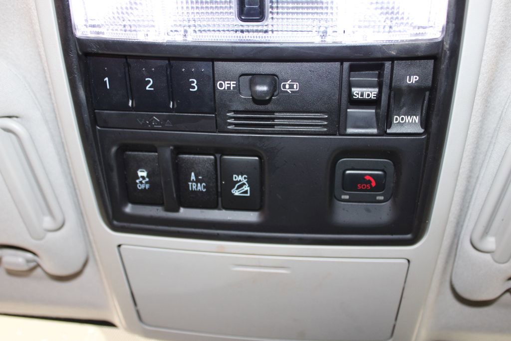 Used 2021 Toyota 4Runner Nightshade image 54