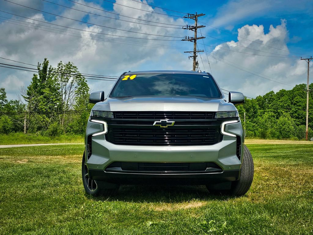 Used 2024 Chevrolet Tahoe RST w/ Luxury Package AWD/4WD image 9