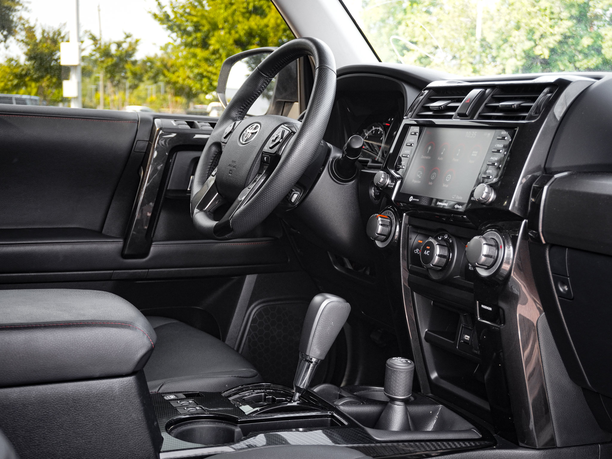 Used 2021 Toyota 4Runner Venture w/ Moonroof Package AWD/4WD image 36