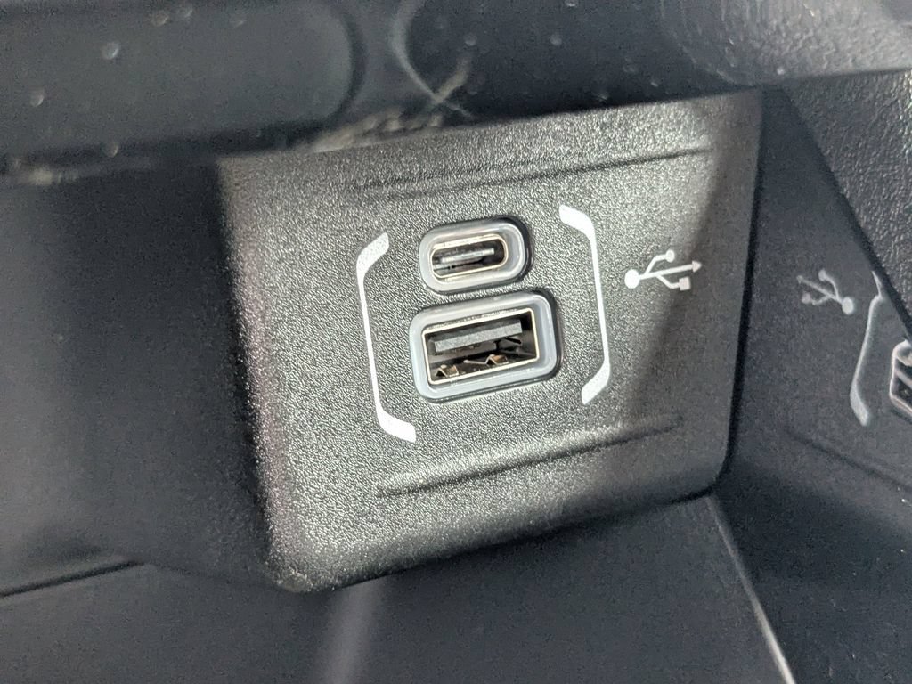 New 2026 Jeep Compass Latitude AWD/4WD image 22
