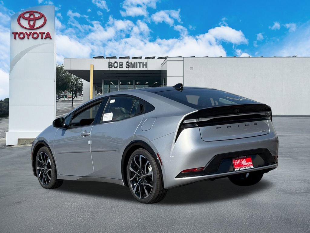 New 2026 Toyota Prius Plug-In Hybrid FWD image 7