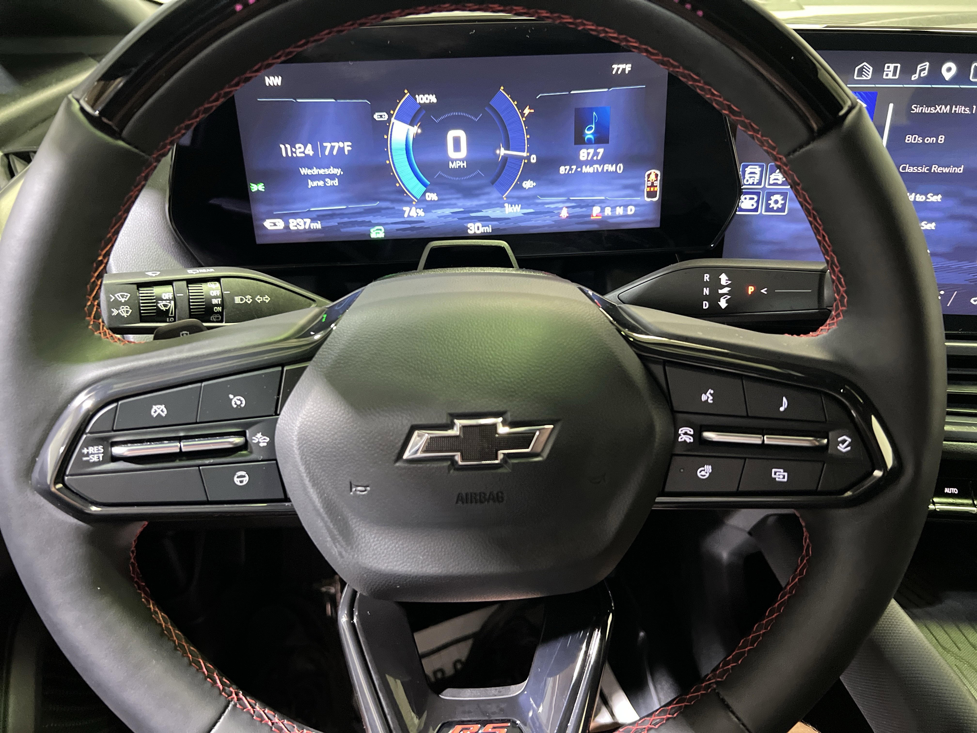 Used 2024 Chevrolet Equinox EV RS FWD image 21