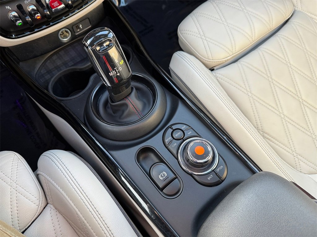 Used 2021 MINI Cooper Clubman S w/ Driver Assistance Package image 24