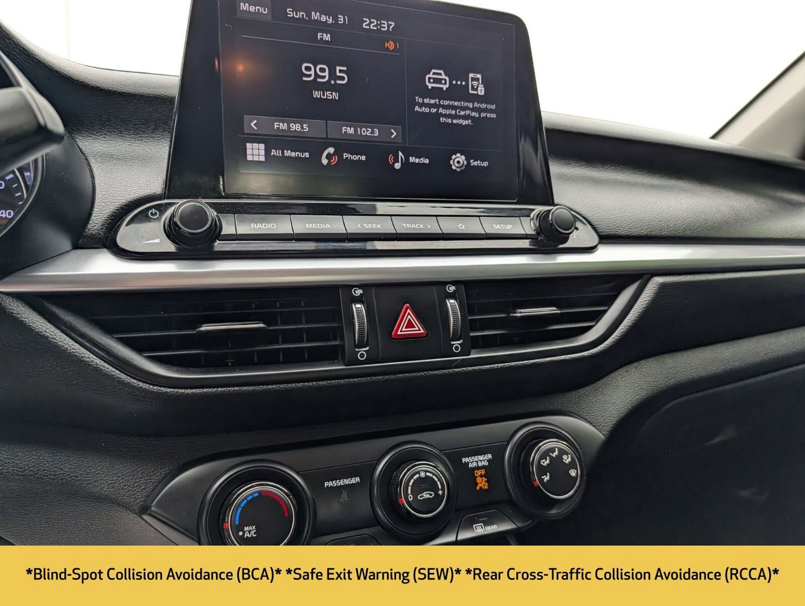 Used 2023 Kia Forte LXS w/ LXS Technology Package FWD image 5