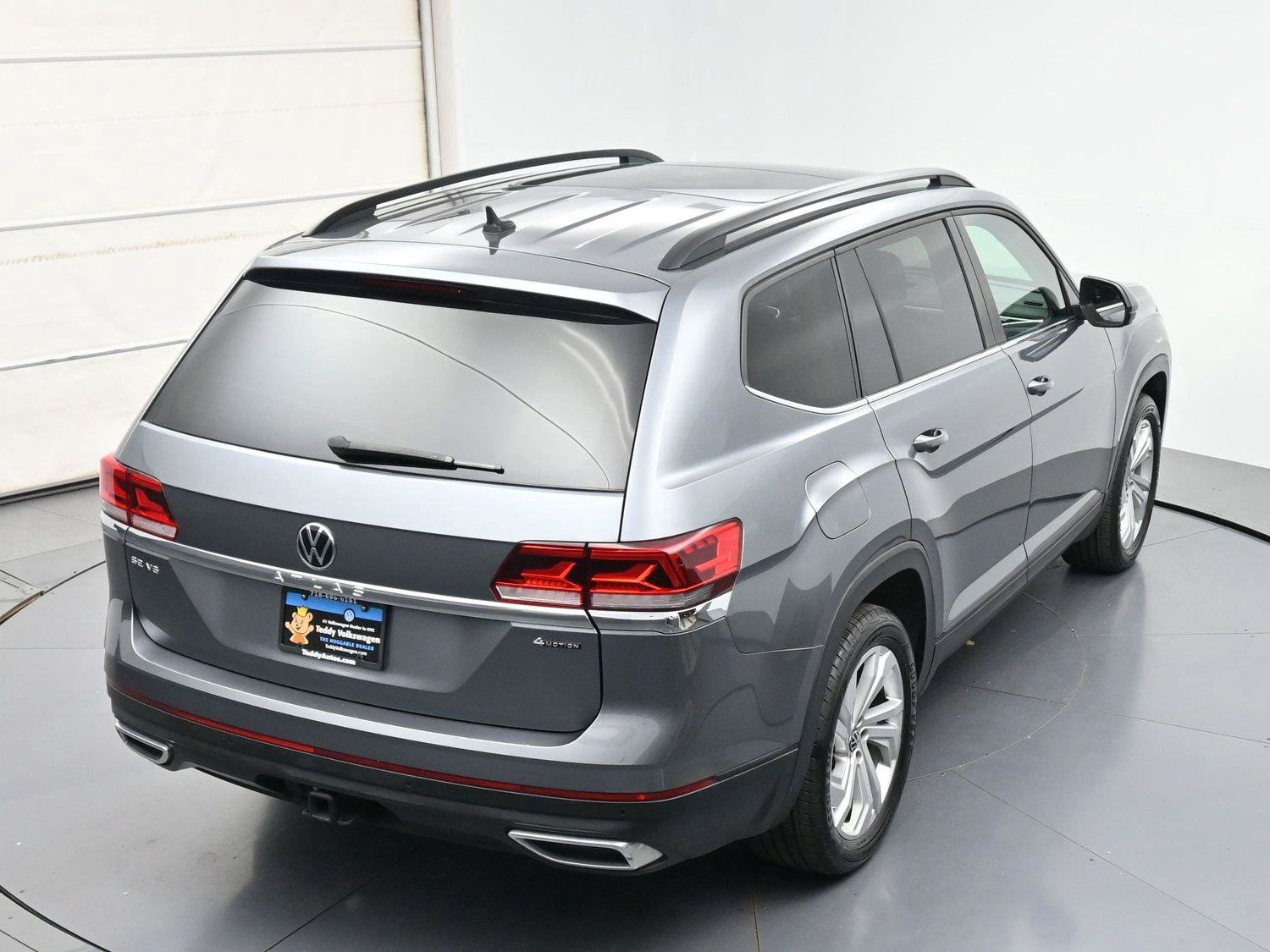 Certified 2023 Volkswagen Atlas SE w/ Panoramic Sunroof Package AWD/4WD image 36