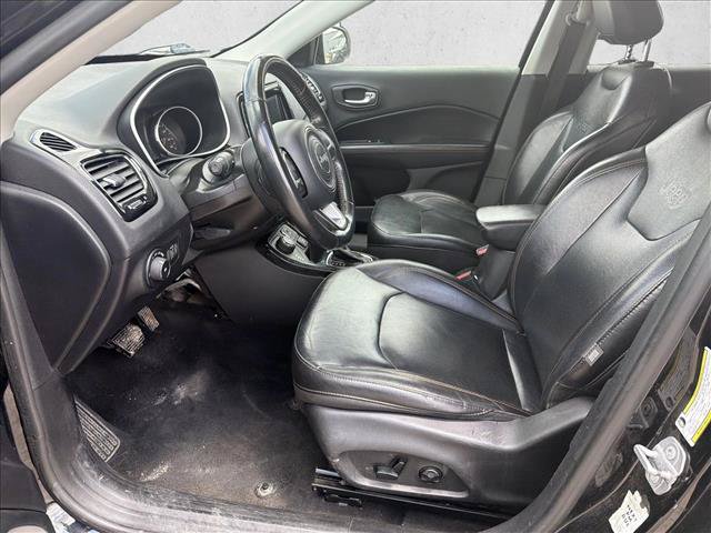 Used 2018 Jeep Compass Limited AWD/4WD image 10