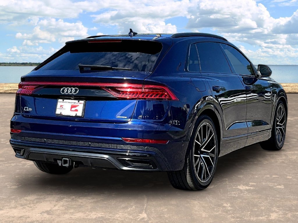 Used 2019 Audi Q8 Prestige w/ Adaptive Chassis Package AWD/4WD image 4