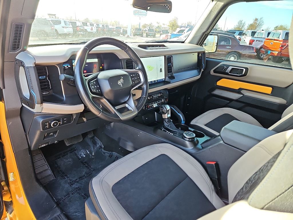 Used 2022 Ford Bronco Wildtrak image 9