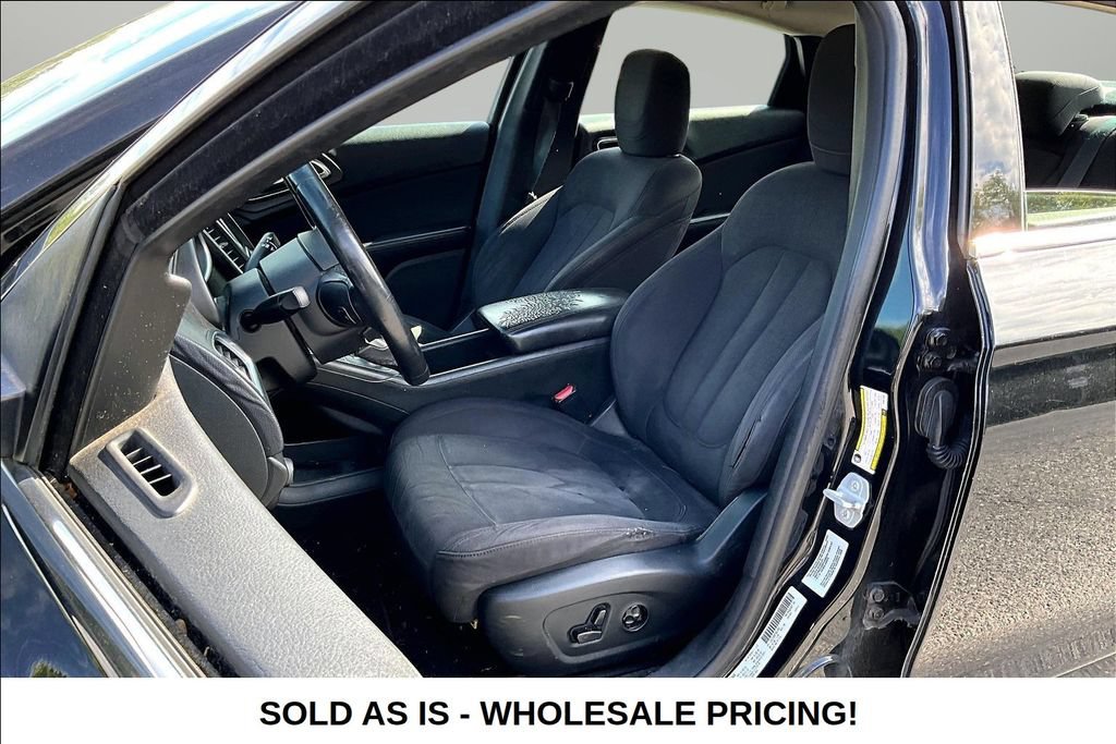 Used 2015 Chrysler 200 Limited FWD image 20
