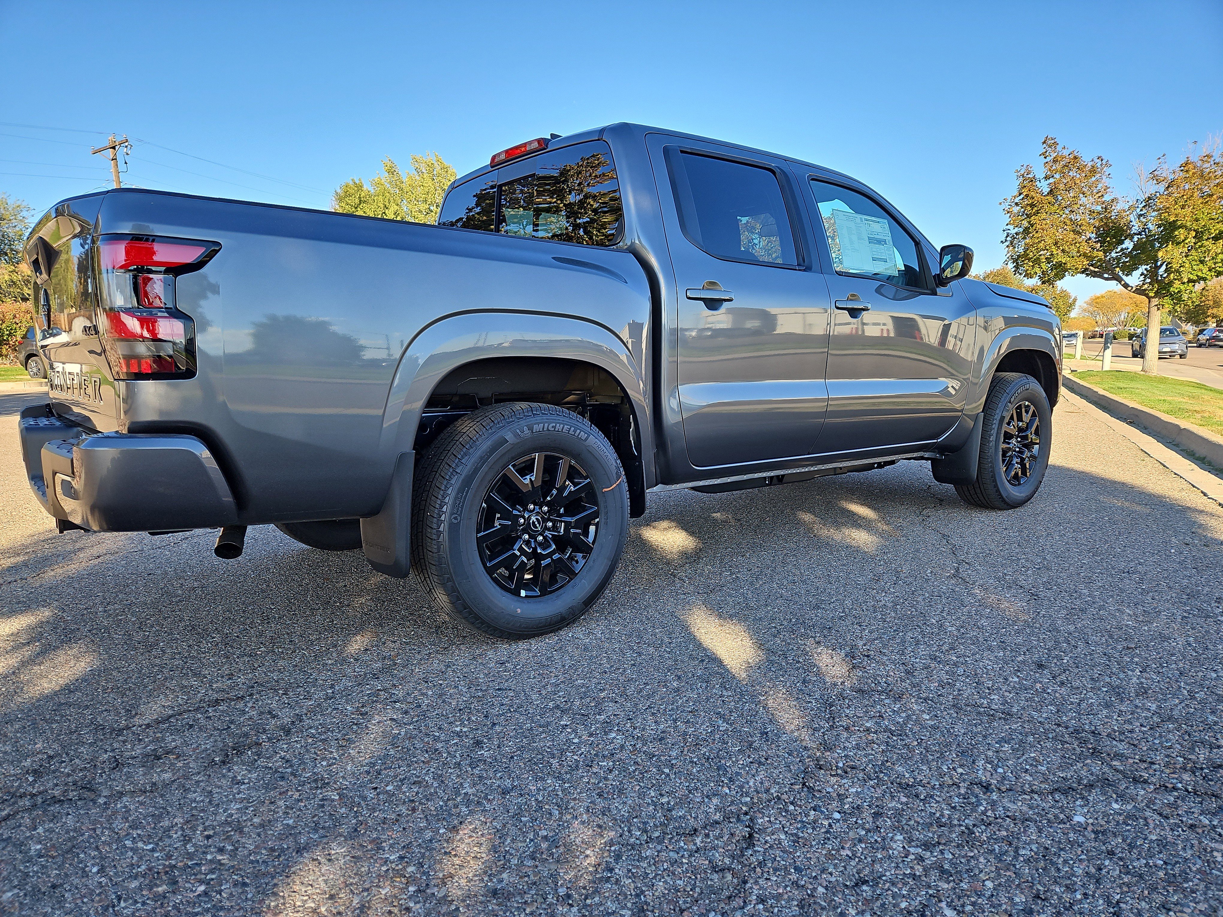 New 2026 Nissan Frontier SV image 4
