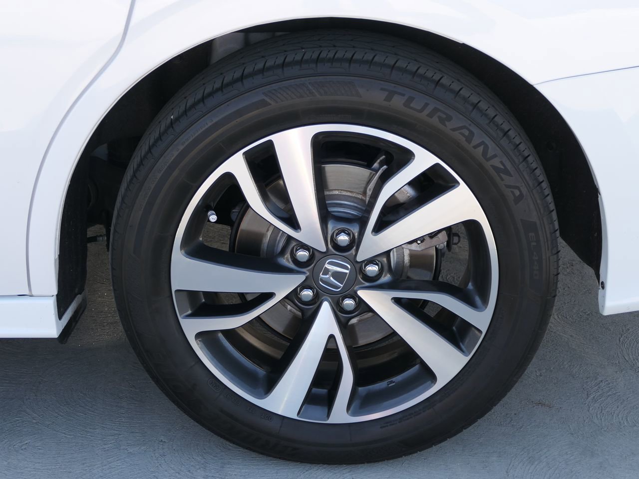 Used 2024 Honda Odyssey Touring image 12