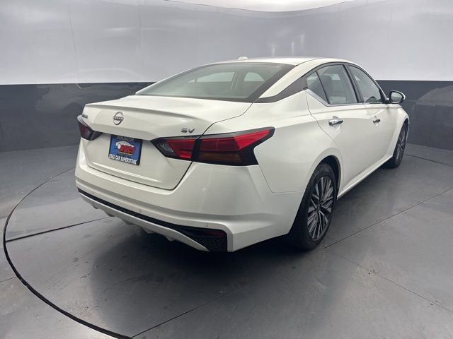 Used 2023 Nissan Altima 2.5 SV image 7