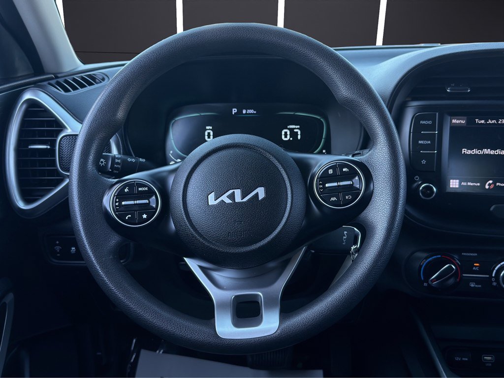 Used 2023 Kia Soul LX w/ Option Group 015 FWD image 13