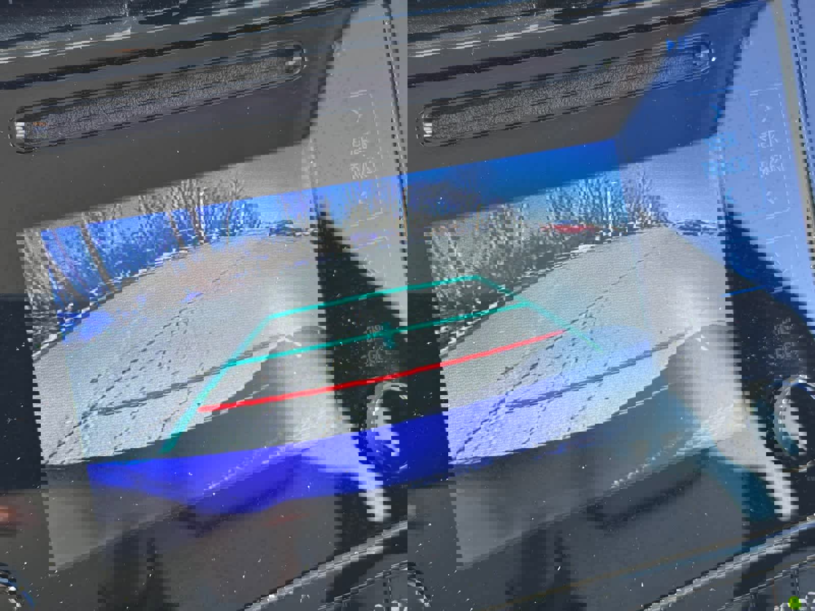 Used 2019 Toyota Prius XLE image 22