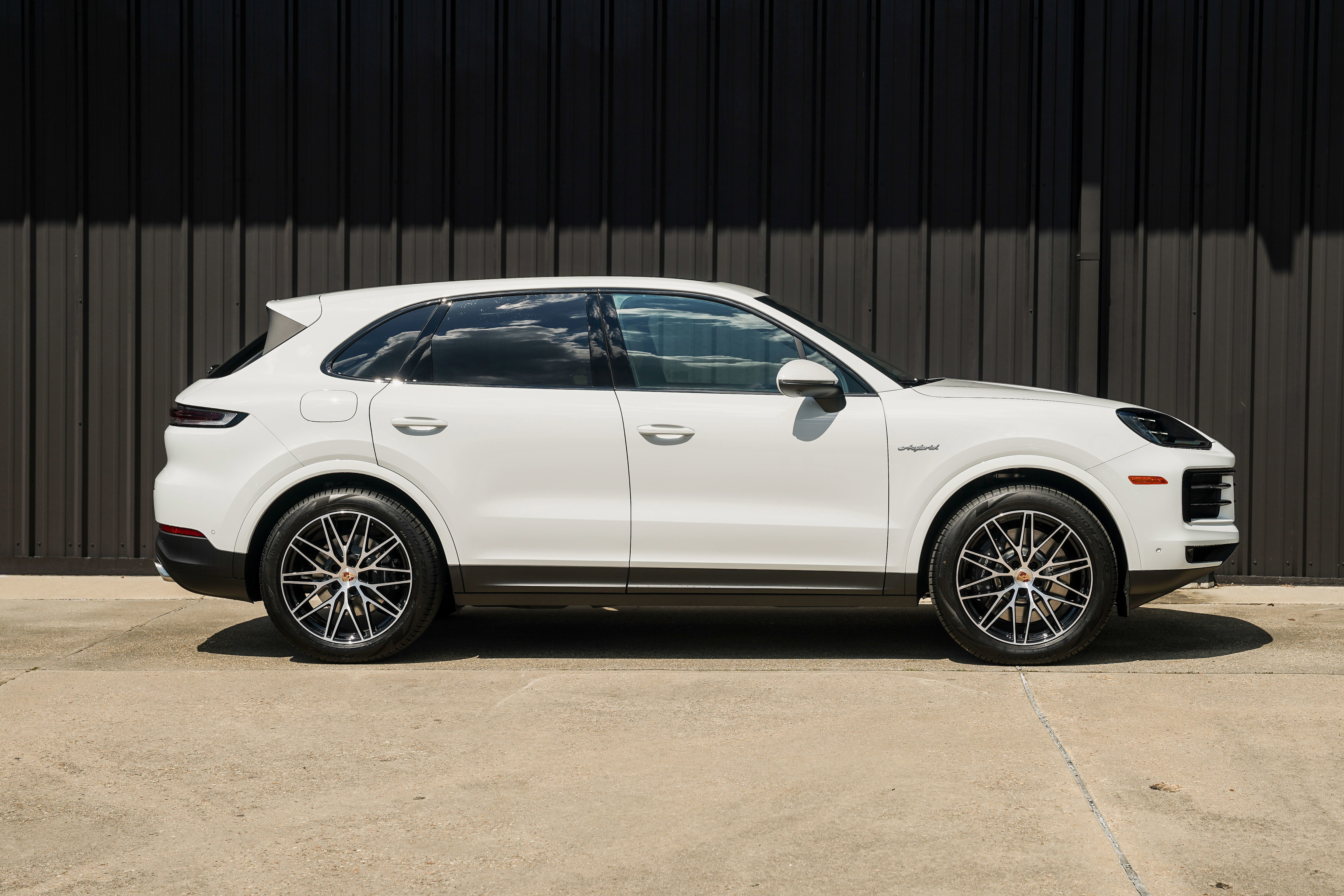 New 2026 Porsche Cayenne E-Hybrid AWD/4WD image 13