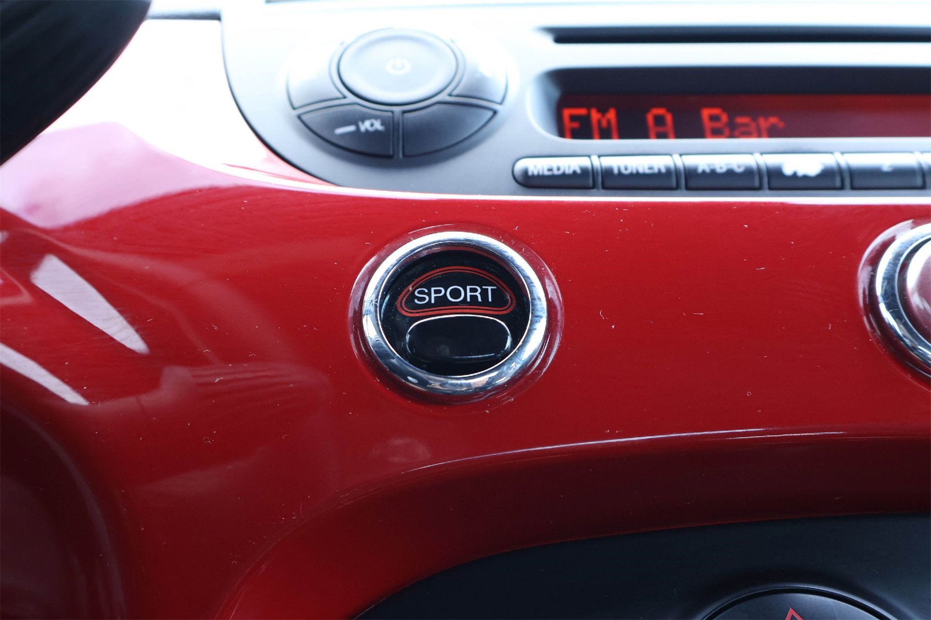 Used 2014 FIAT 500 Sport w/ Comfort/Convenience Group image 25