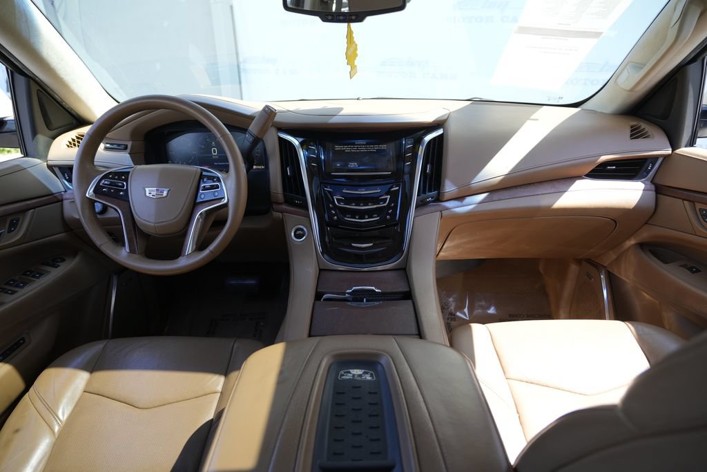 Used 2015 Cadillac Escalade ESV Platinum AWD/4WD image 40