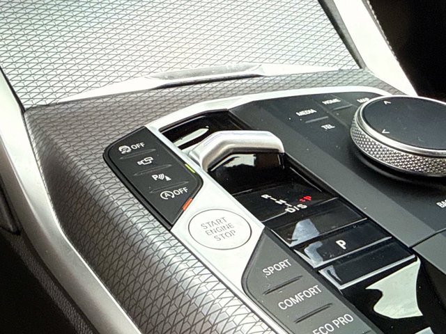 Used 2026 BMW M440i Coupe RWD image 23