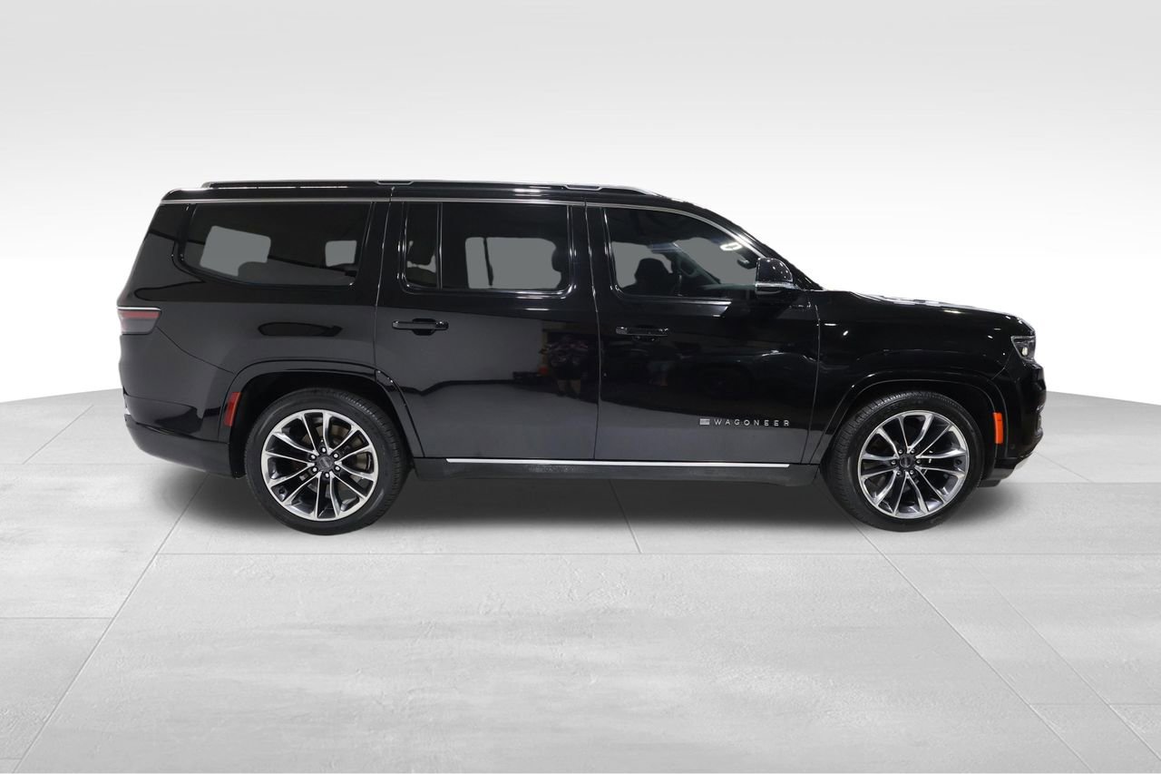Used 2023 Jeep Wagoneer Series III w/ Premium Group I image 5
