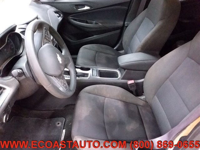 Used 2017 Chevrolet Cruze LT w/ Convenience Package FWD image 10