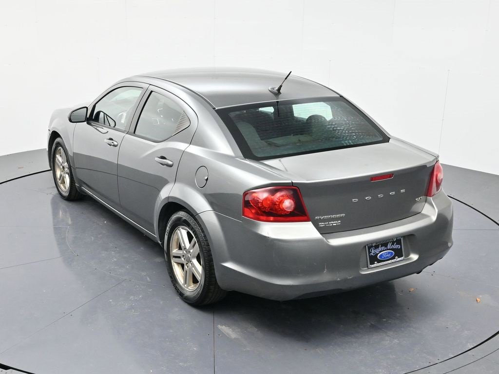 Used 2012 Dodge Avenger SXT image 39
