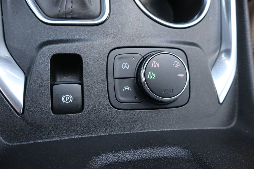 Used 2022 Chevrolet Traverse Premier AWD/4WD image 9